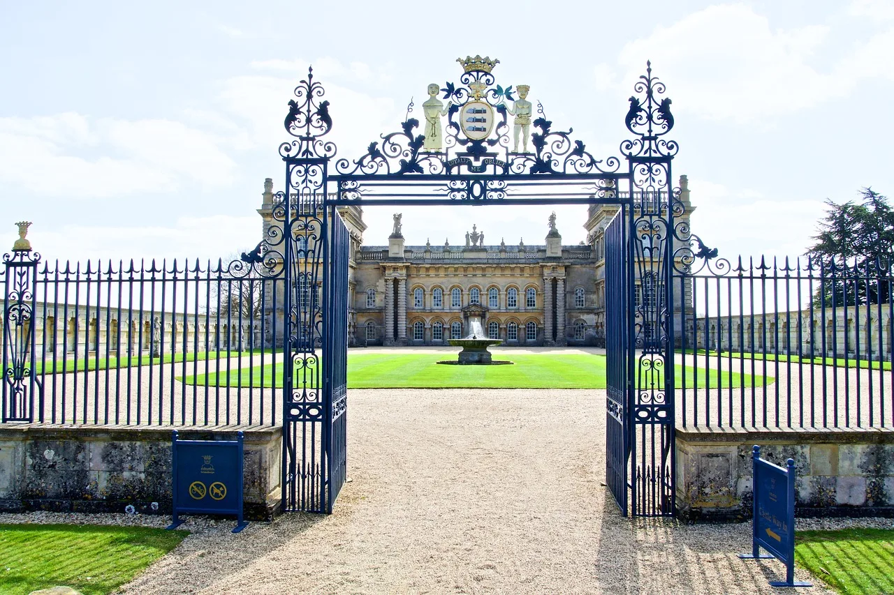 entrance, estate, driveway, mansion, property, residence, facade, driveway, driveway, mansion, mansion, mansion, mansion, mansion