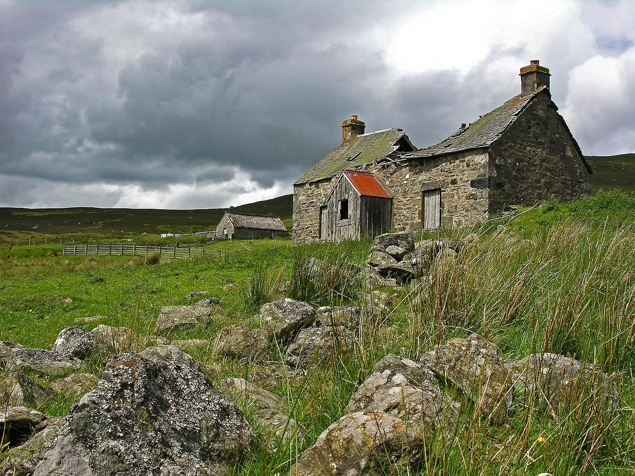 scotland, cottage, house, landscape, scottish, travel, nature, mountain, sky, highlands, rural, building, scenic, architecture, tourism, britain, scenery, traditional, glencoe, clouds, green, stone, country, old, hill, village, wilderness, outdoors, vacation, glencoe, glencoe, glencoe, glencoe, glencoe